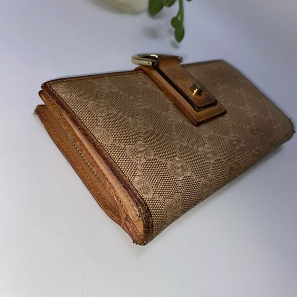Authentic Gucci GG Logo Ling Clutch Wallet - Picture 3 of 10